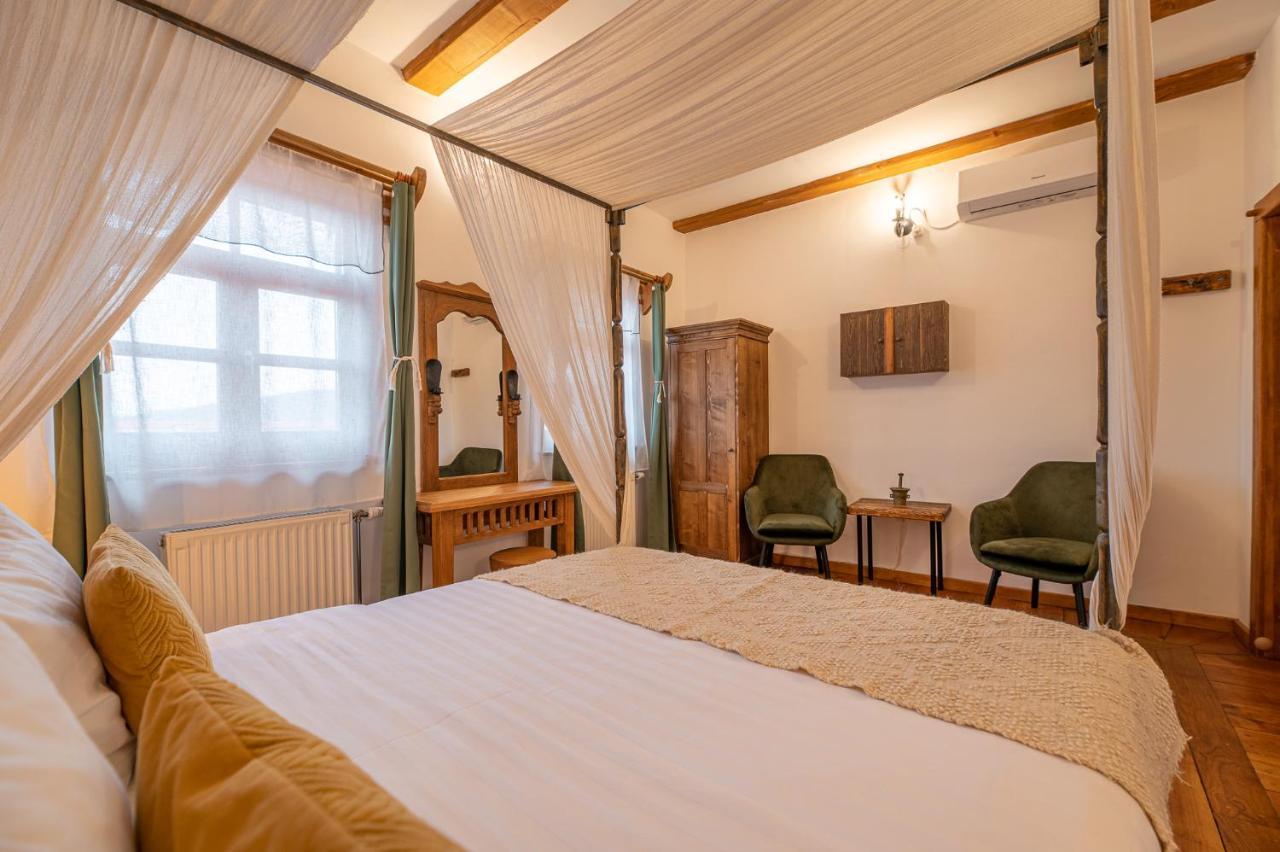 Boutique Hotel Von Graf Sighişoara Exterior foto