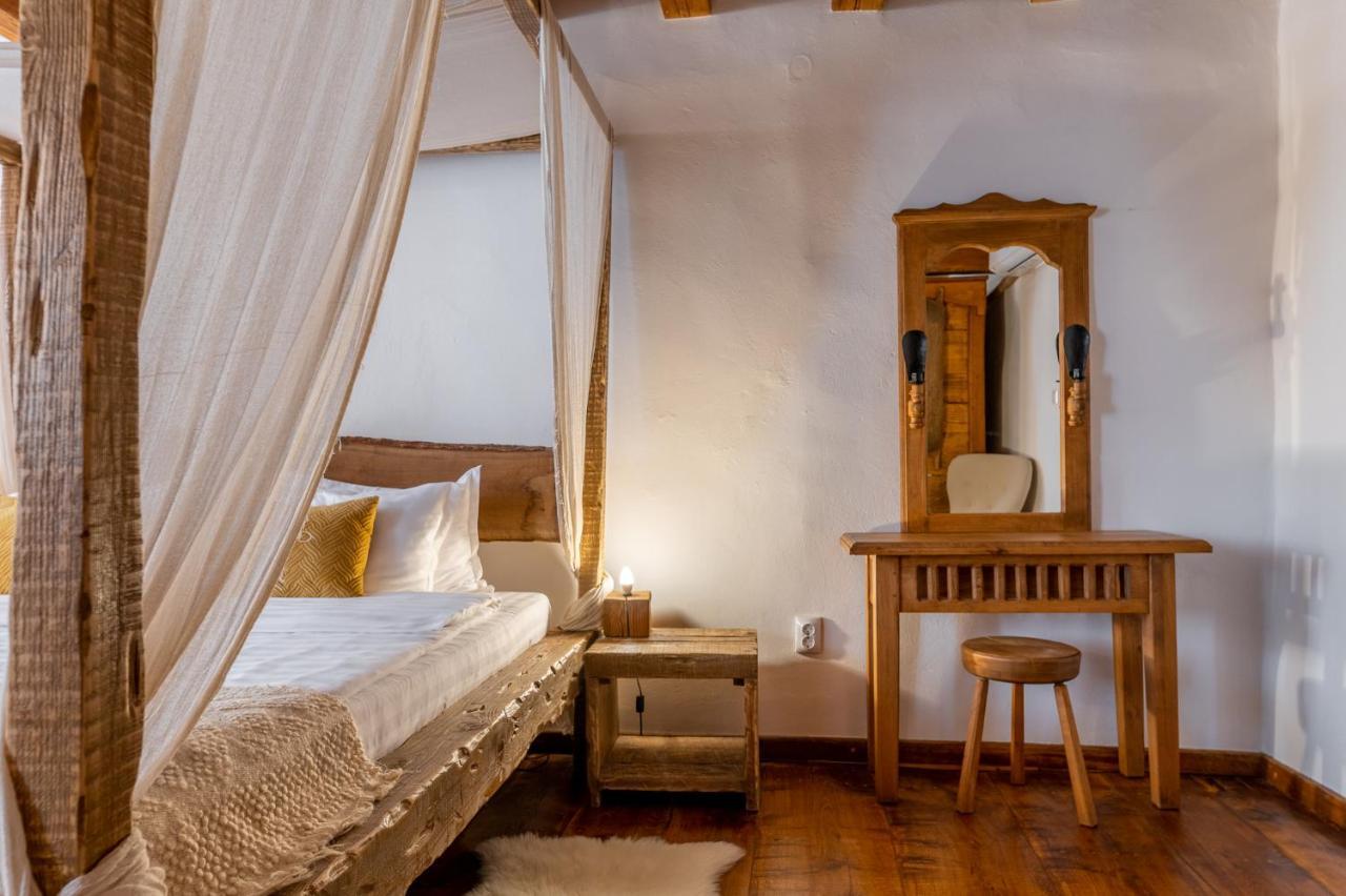 Boutique Hotel Von Graf Sighişoara Exterior foto