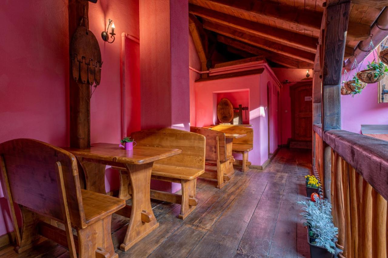 Boutique Hotel Von Graf Sighişoara Exterior foto