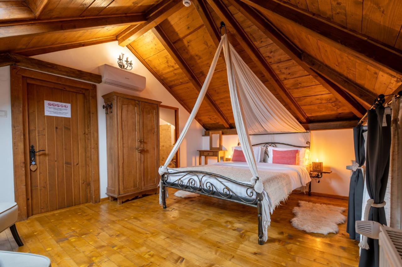 Boutique Hotel Von Graf Sighişoara Exterior foto